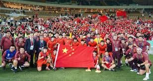 基耶利尼：相信伊尔迪兹会留队很多年；DV9受伤不会影响引援